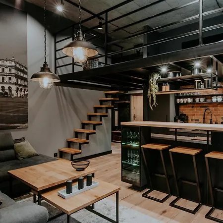 Apartament Loft Z Antresolami Zamość Exterior foto