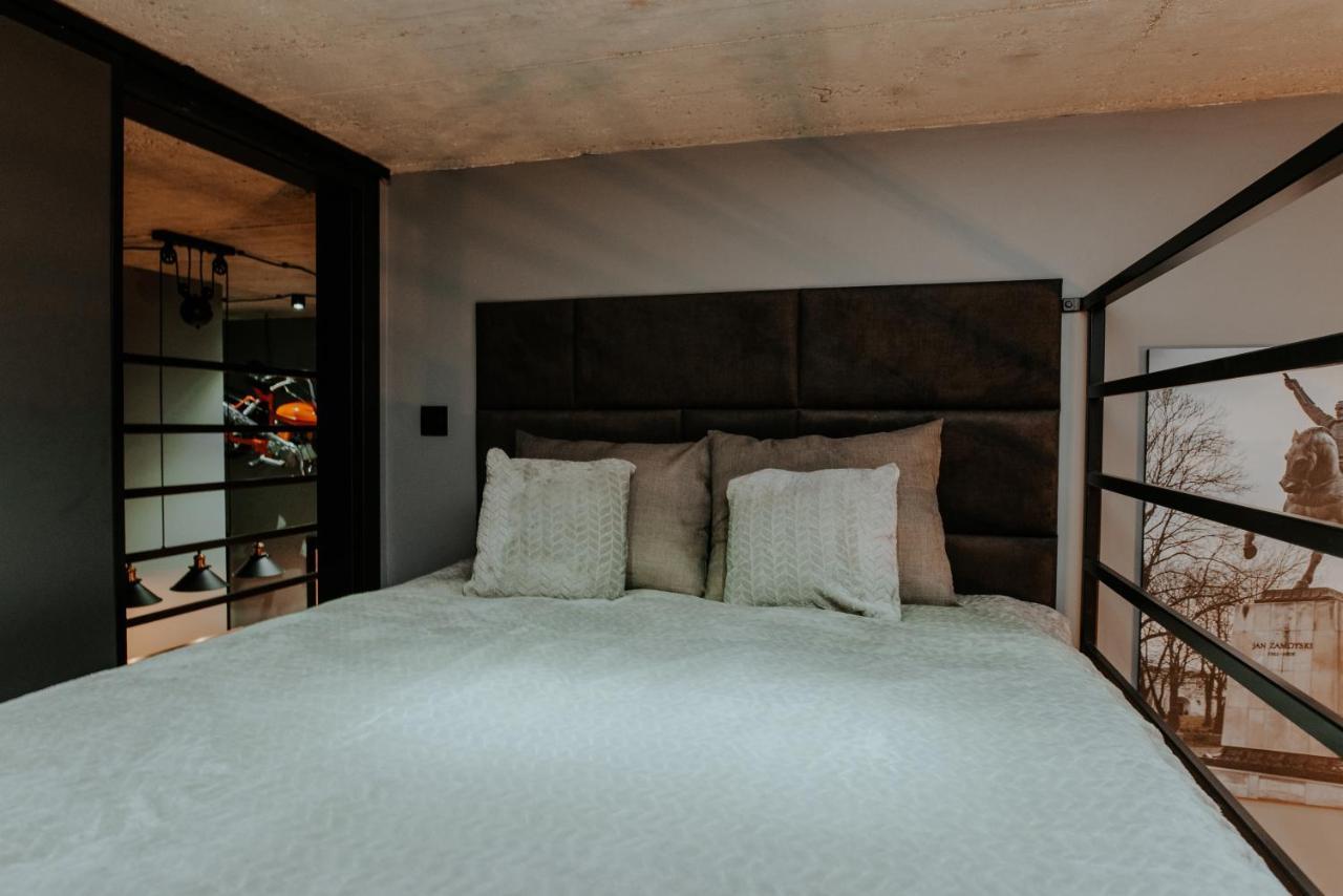 Loft Z Antresolami *