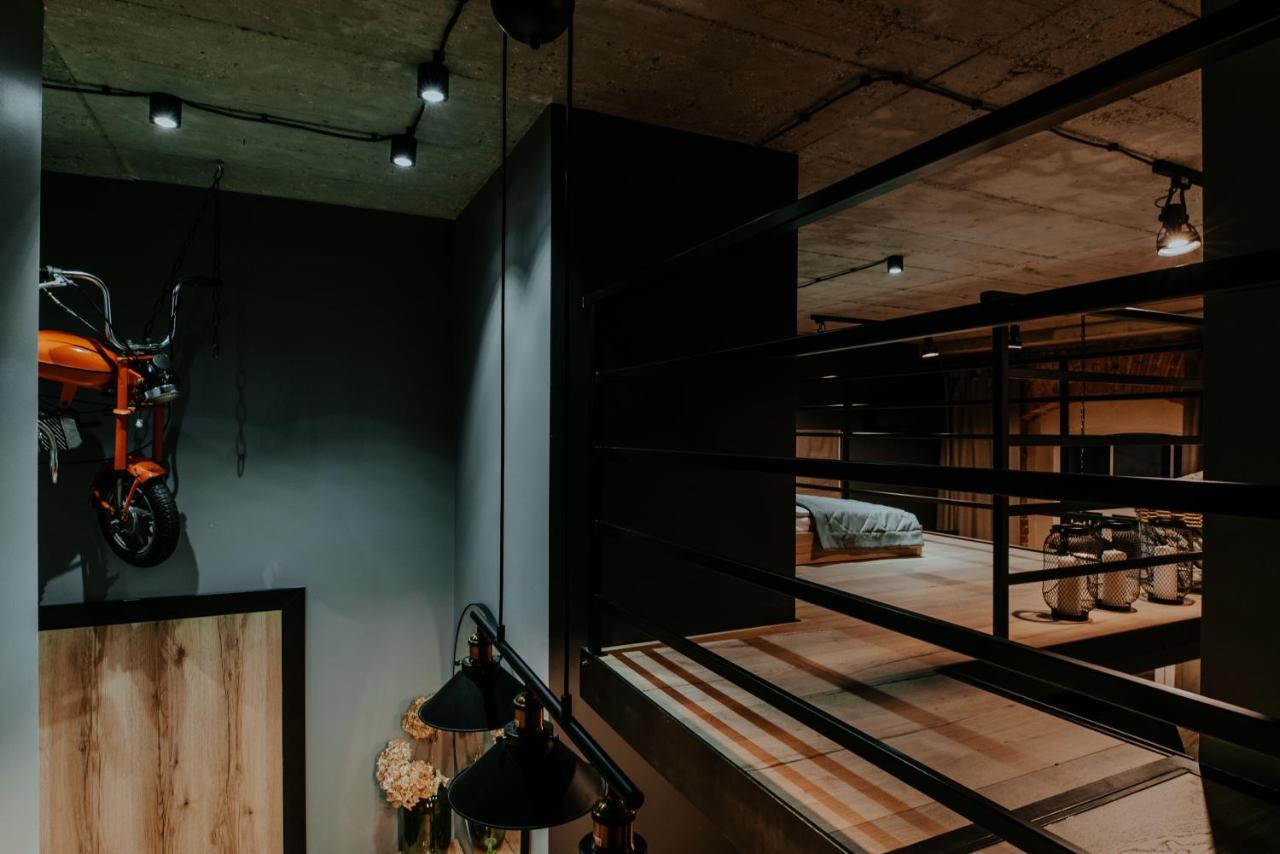 Loft Z Antresolami