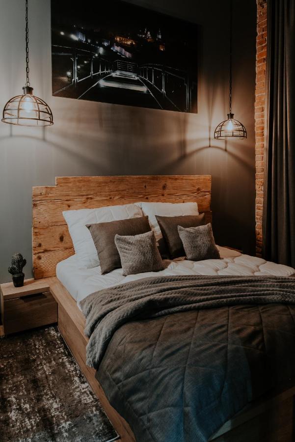 Loft Z Antresolami *